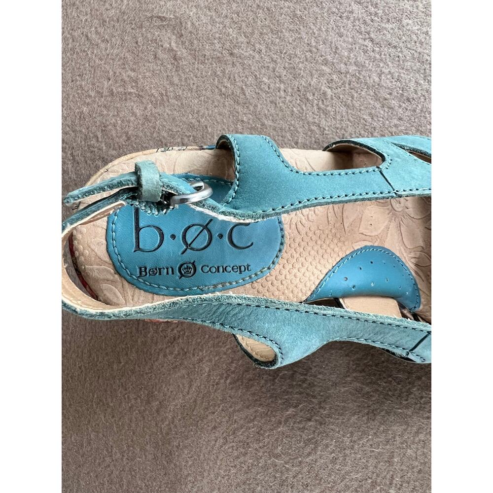 BOC Born Concepts Teal Leather Strappy Cork Wedge Floral Sandals Size 9 - Picture 3 of 10